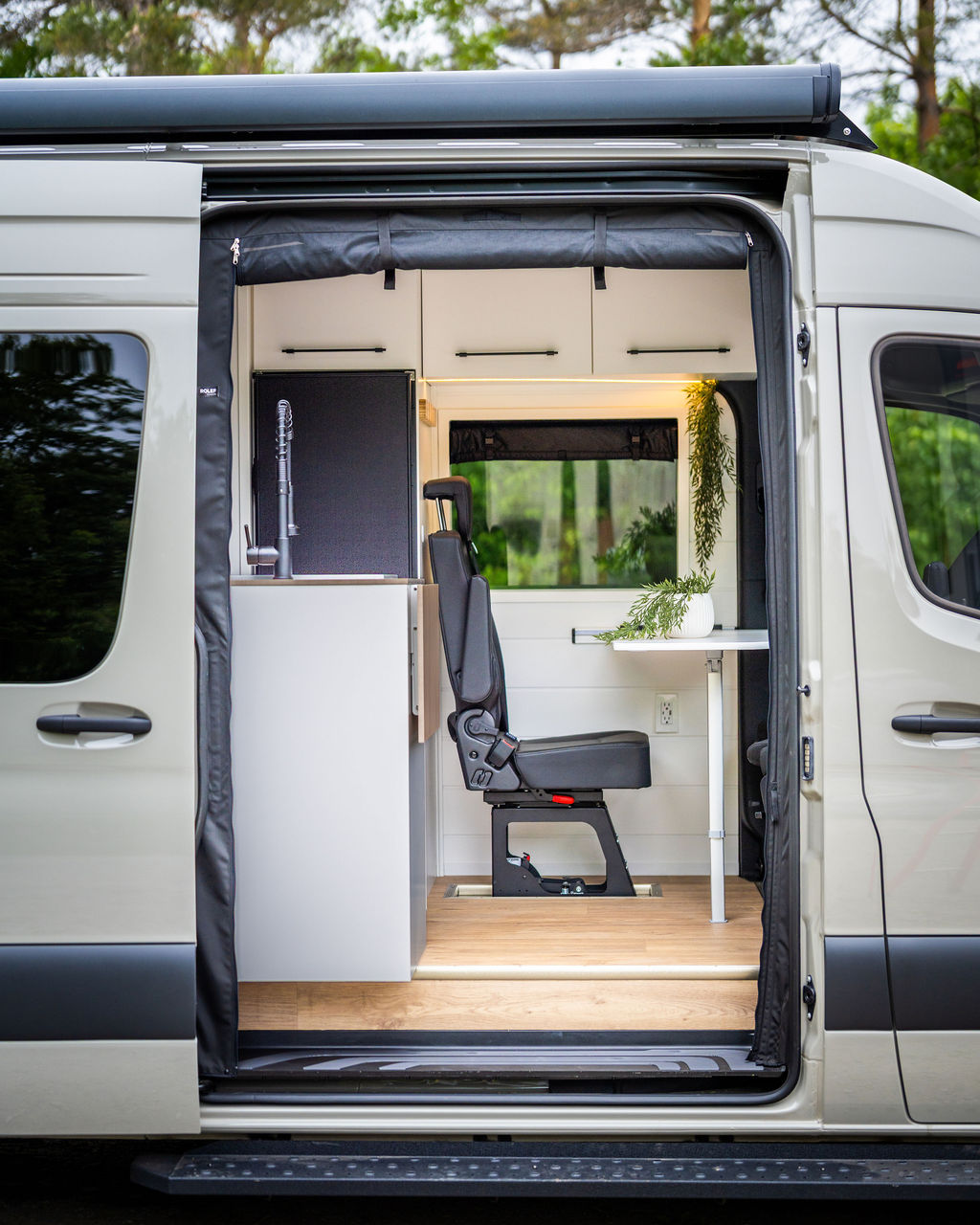 Intérieur d'une conversion Van Trotter